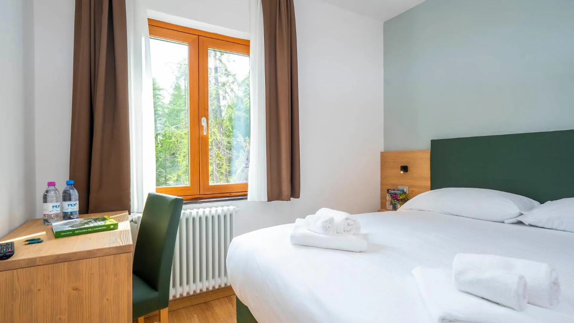Hotel Al Sasso Di Stria Andraz 2*,