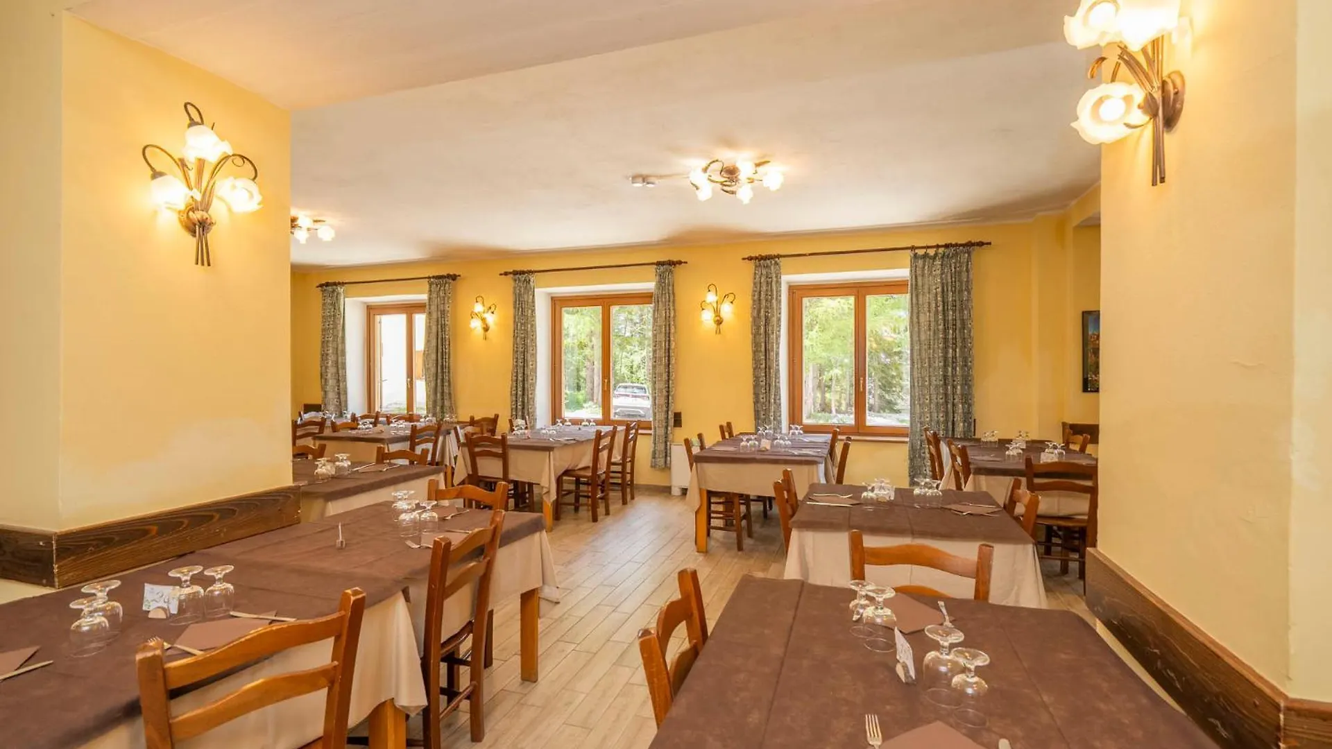 Hotel Al Sasso Di Stria Andraz 2*,  Ιταλία