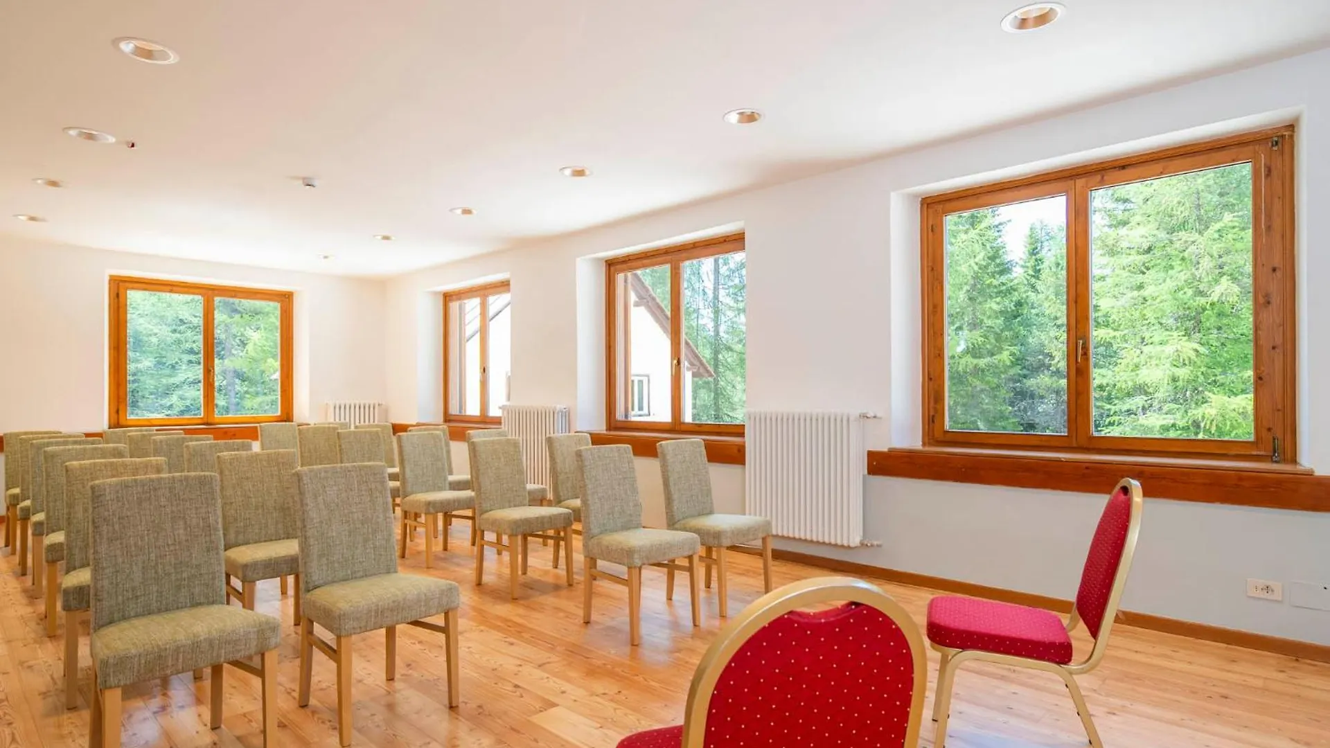 Hotel Al Sasso Di Stria Andraz 2*,