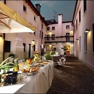 Hotel & Roma, Camposampiero